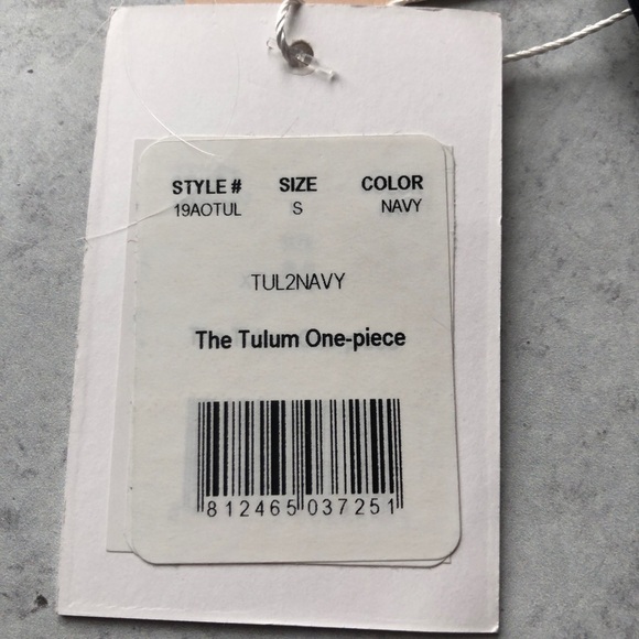 Andie NWT The Tulum Navy Blue One Piece Size Small - Picture 8 of 11